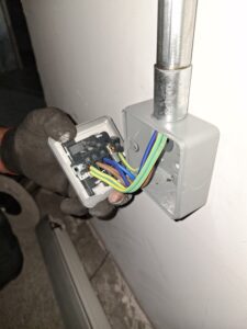 Metal Conduit Socket 13A socket in steel conduit